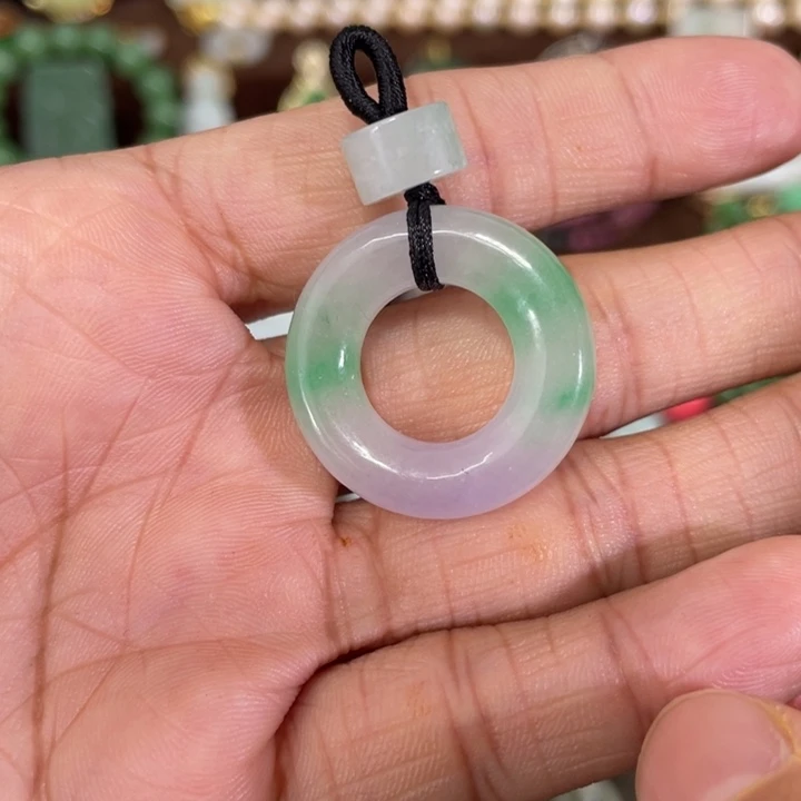 翡翠未镶嵌颈饰漂亮888888888888888