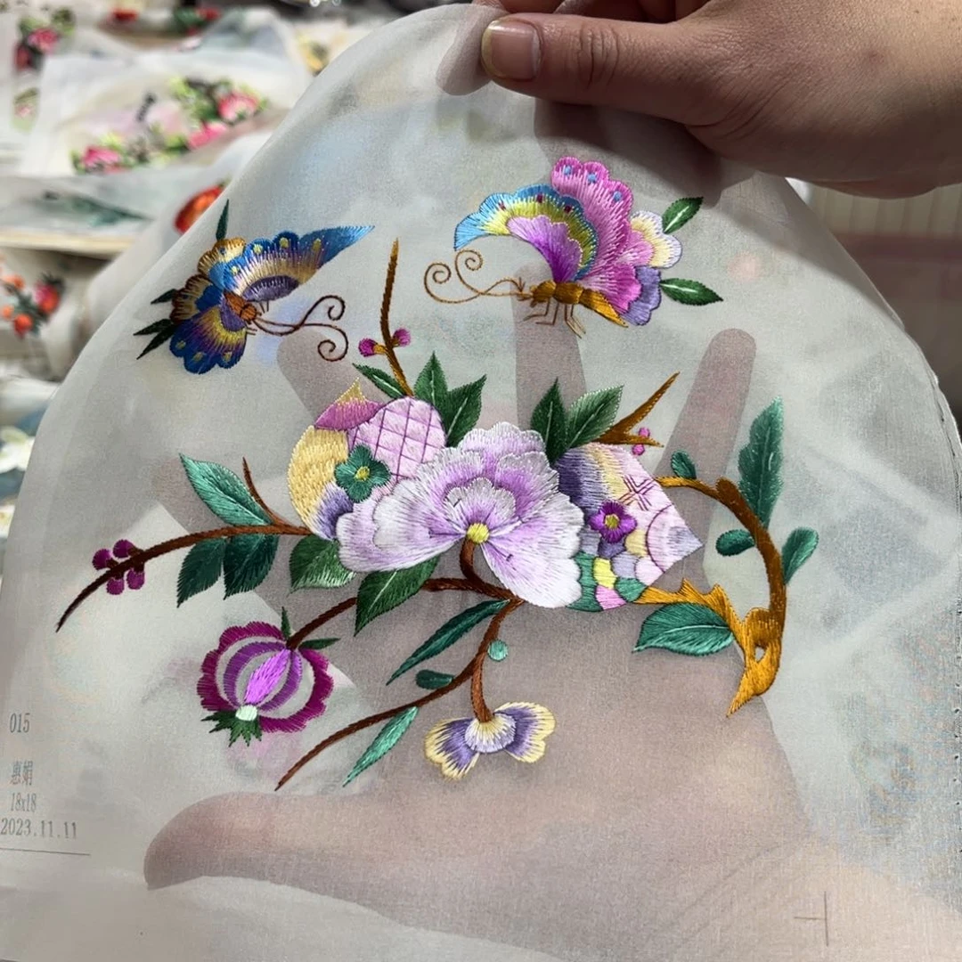 织绣纯手工刺绣陆老师