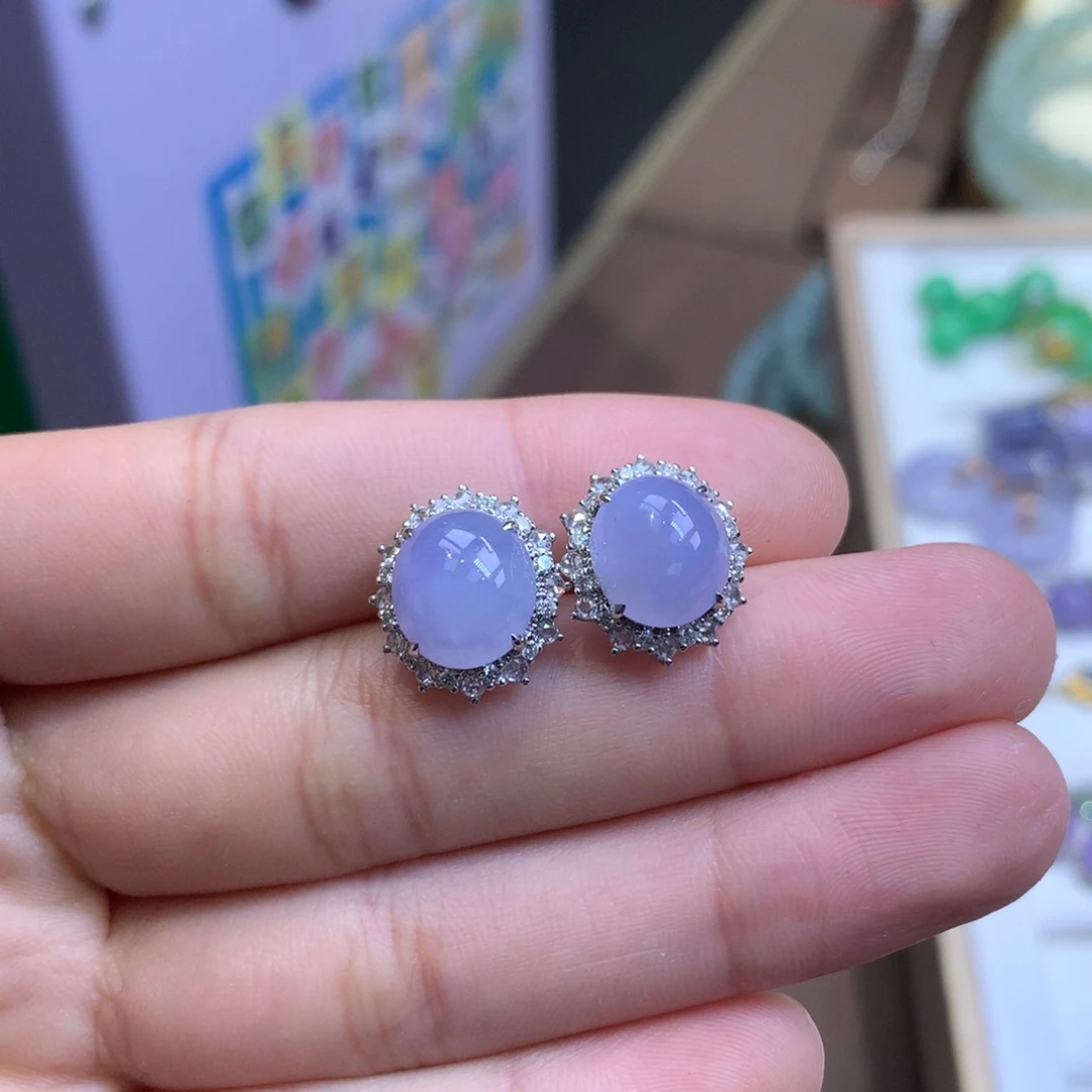 翡翠18K金镶嵌颈饰翡翠