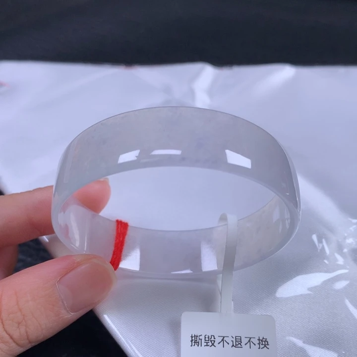 翡翠未镶嵌手镯