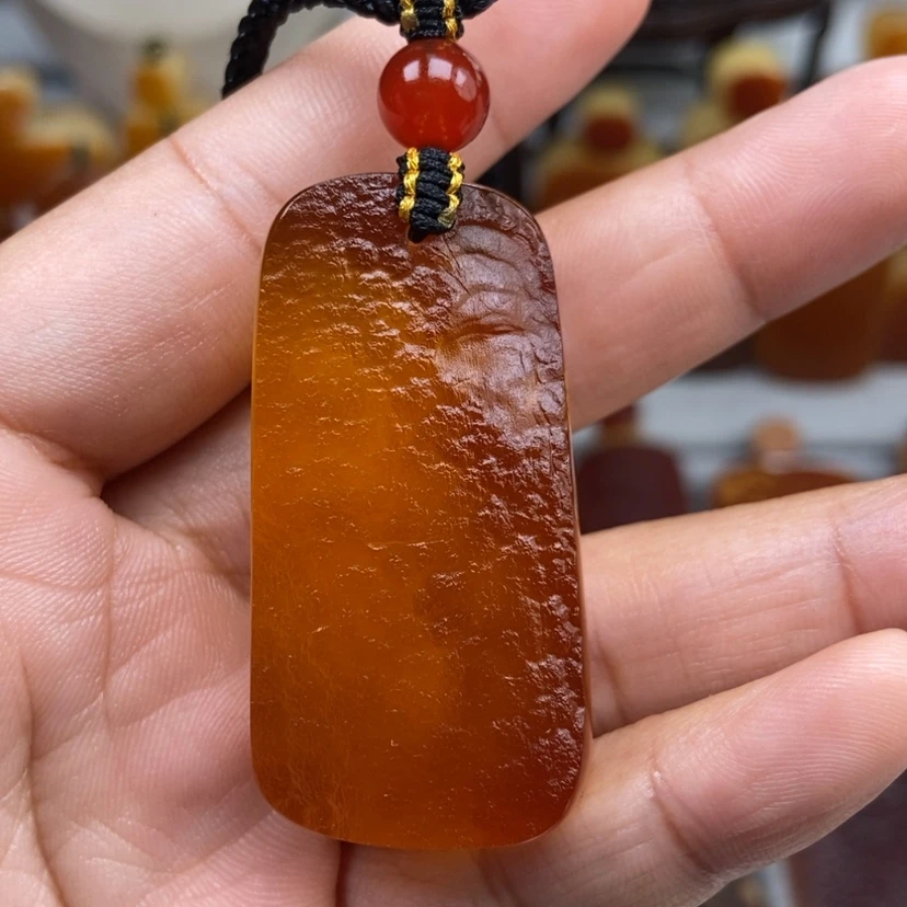 【闪购商品】琥珀颈饰未镶嵌
