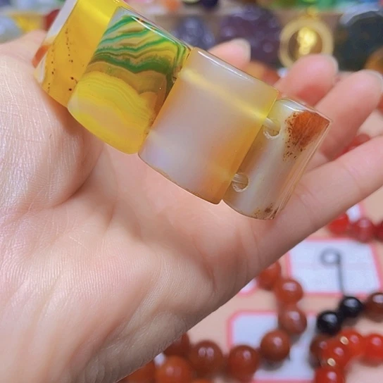 玛瑙/玉髓颈饰未镶嵌小*六