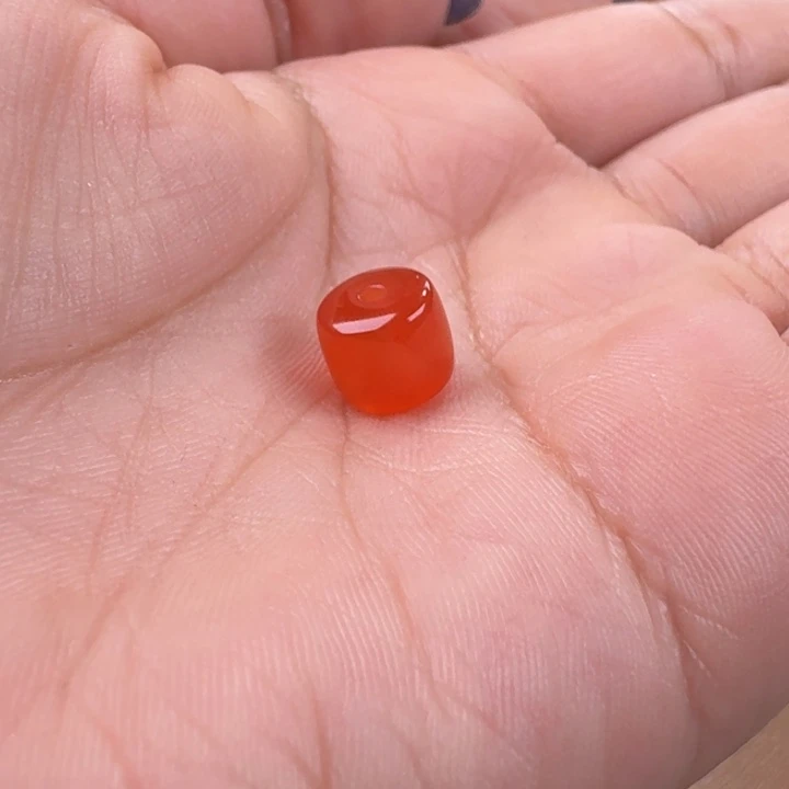 南红玛瑙未镶嵌直切8.3x7.2