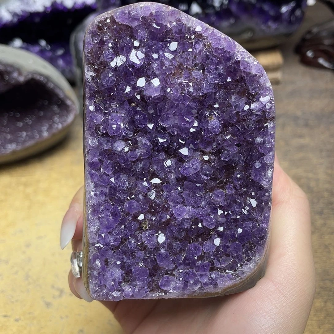紫晶大型摆件（非配饰）未镶嵌