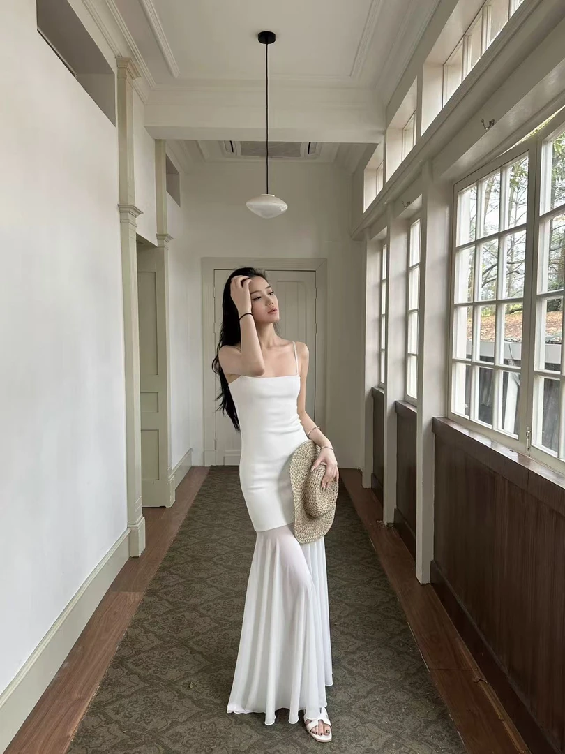 C38-4四色“拼接网纱‘’吊带连衣裙（有瑕疵）（9093/9094）