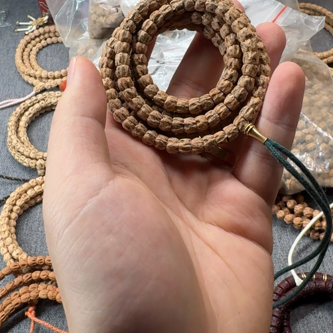 柏香籽/百香籽吊坠