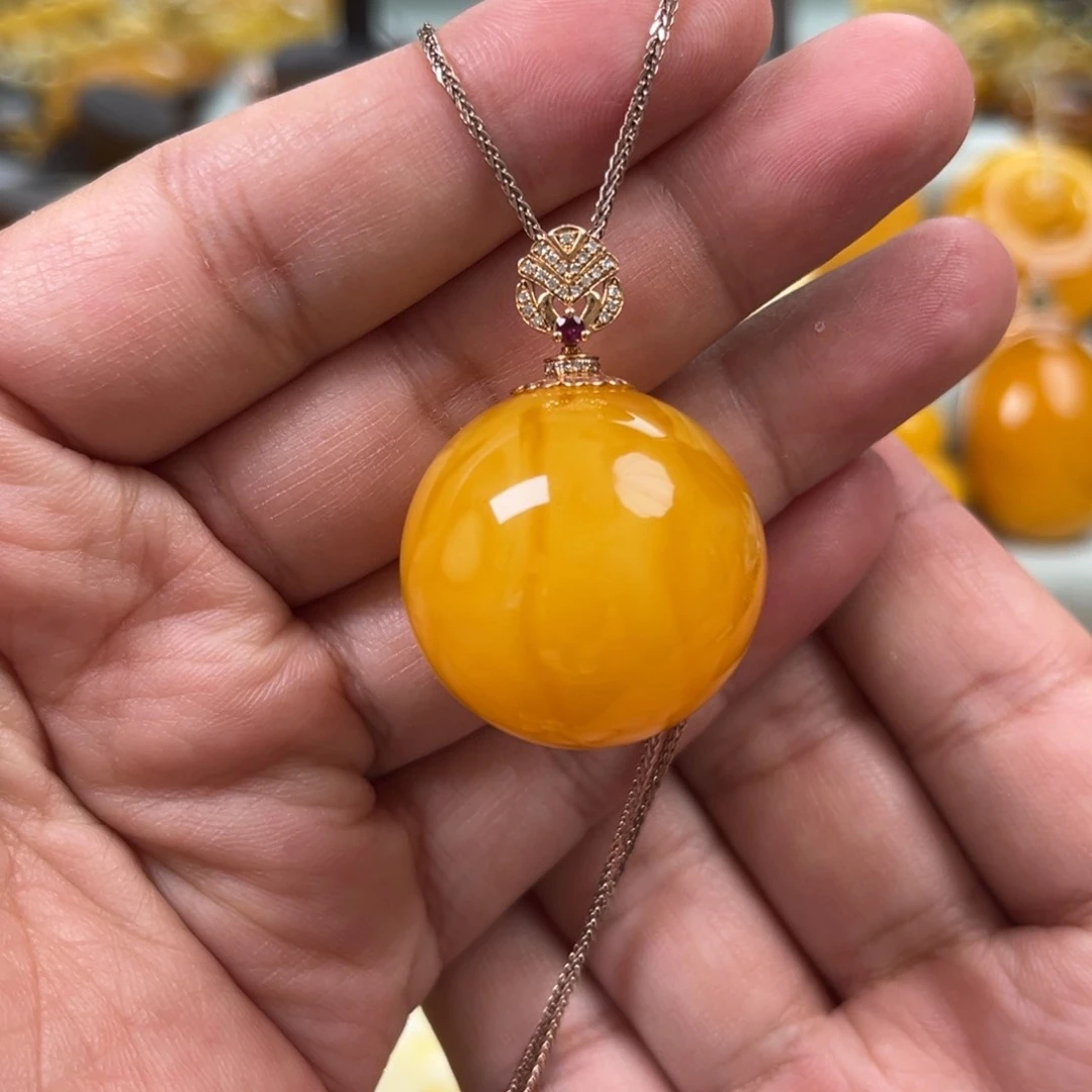 蜜蜡18K金镶嵌珠宝奇石