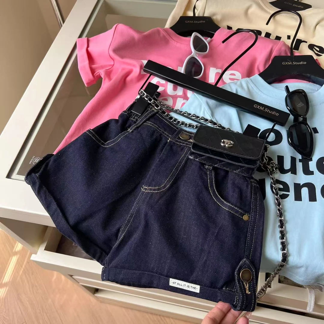 X.M改了3次版的牛仔短裤！堪称“万能选手”250507