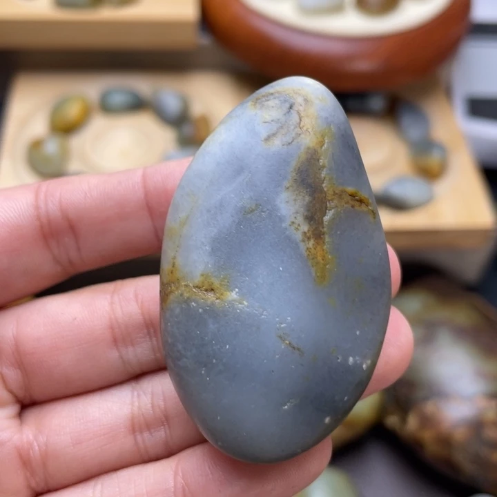 幸***乐和田玉未镶嵌挂件