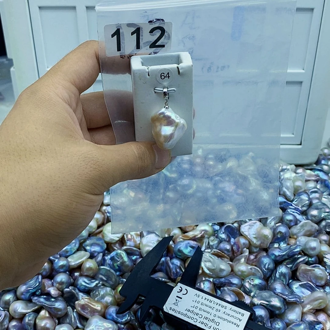 淡水珍珠合金颈饰