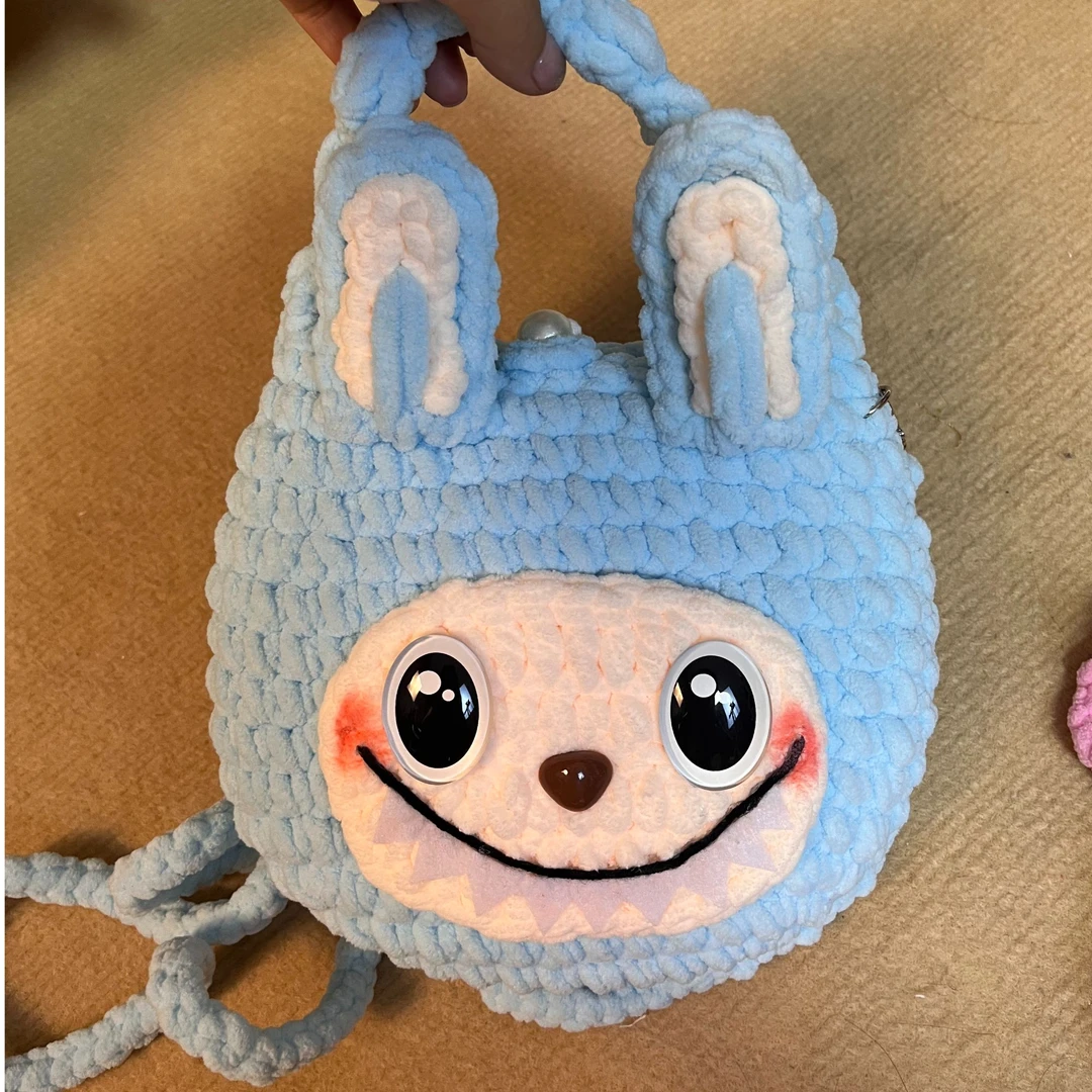 纯手工钩织搞怪拉布布斜挎包冰条线编织手提手机包单肩斜挎手机包