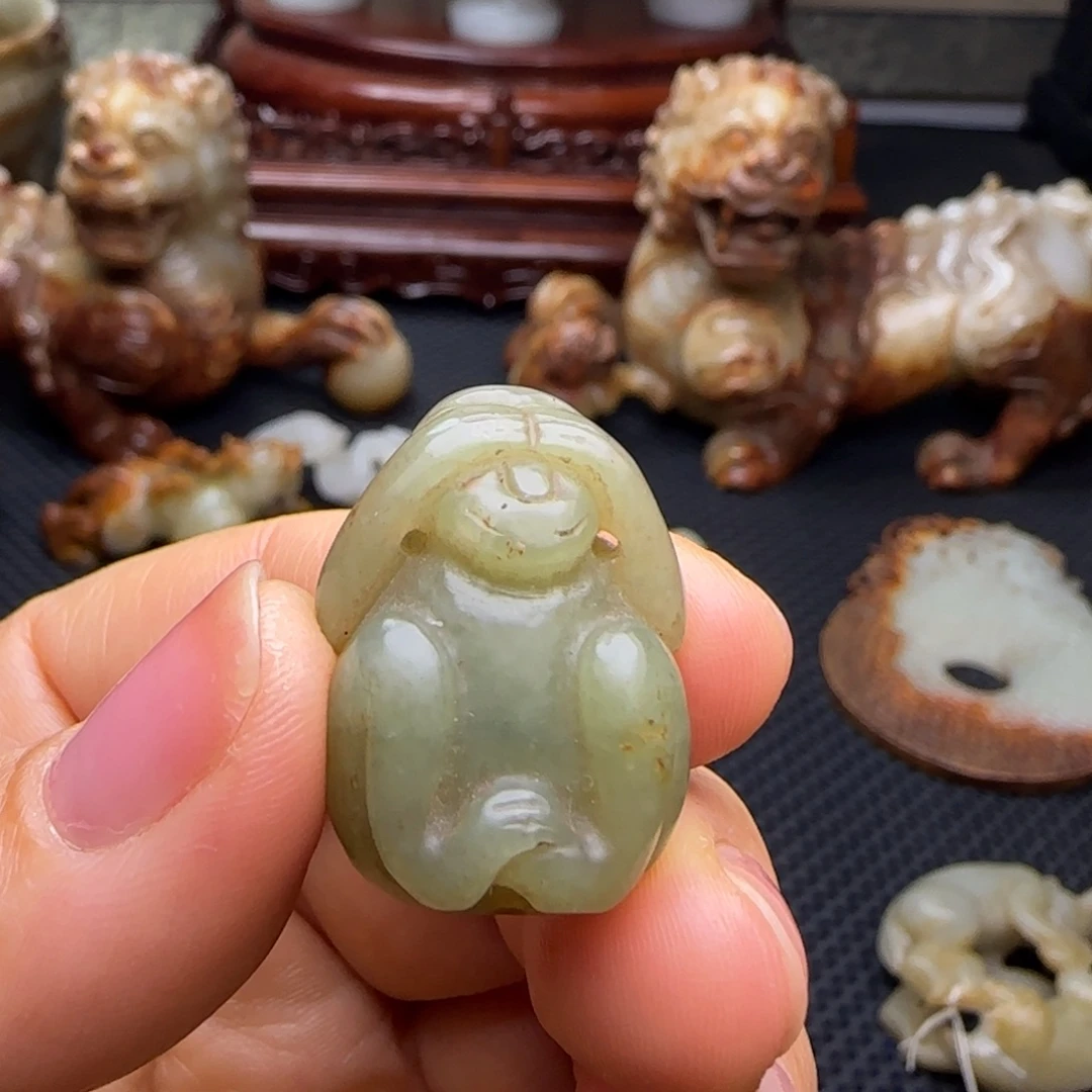 和田玉未镶嵌挂件