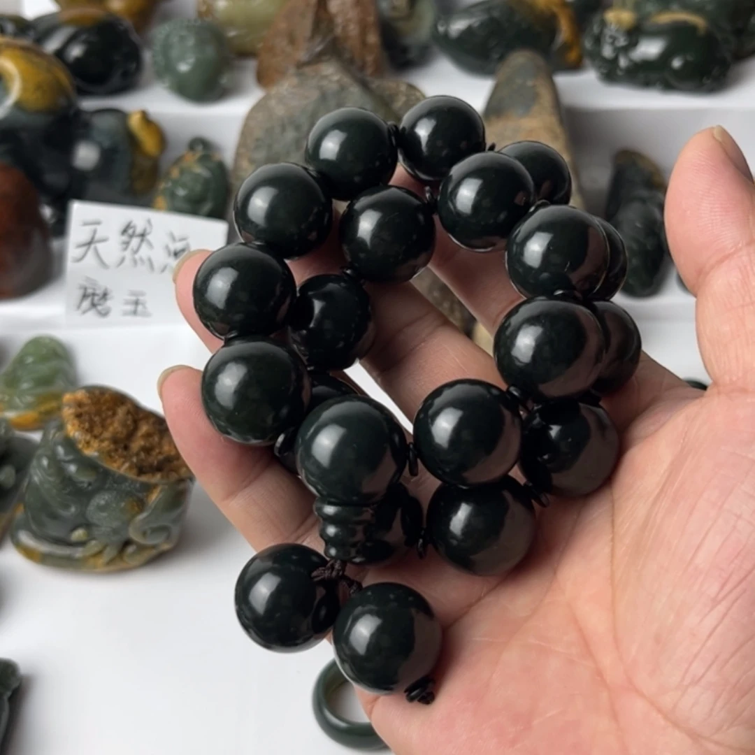 【闪购商品】透闪石质玉手链未镶嵌M****o