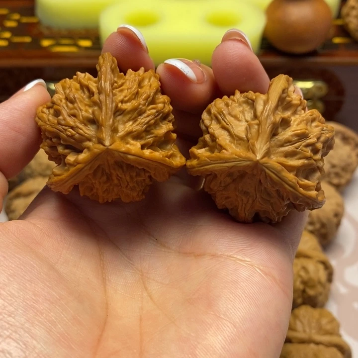 吊坠文玩核桃盘山3棱