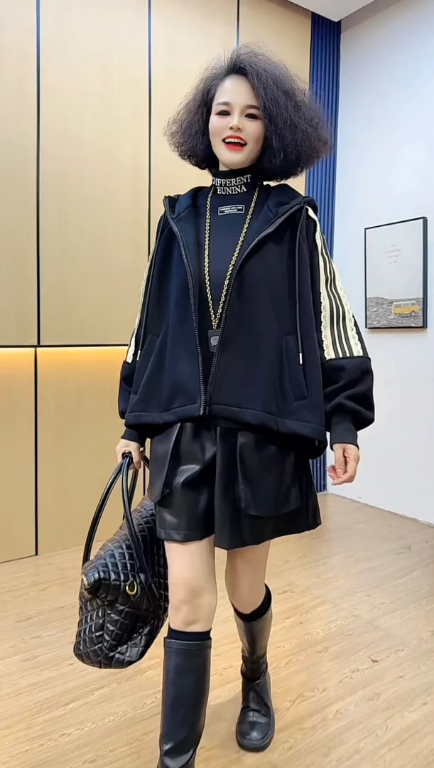 欧货重工连帽款加绒加厚休闲外套女