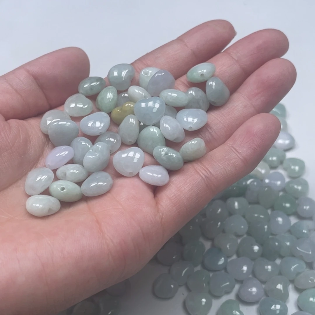 翡翠未镶嵌颈饰翡翠吊坠