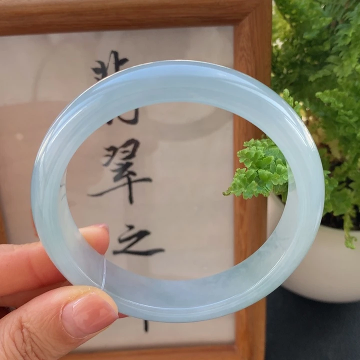翡翠手镯未镶嵌翡翠手镯58
