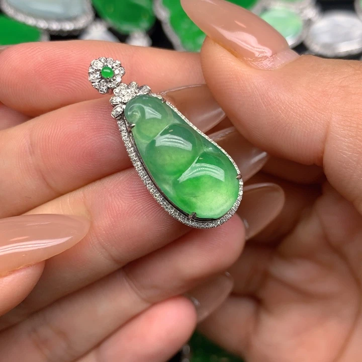 翡翠18K金镶嵌吊坠(不含链)