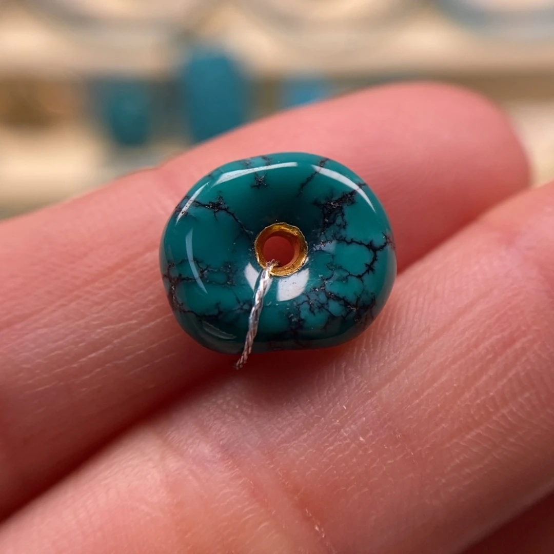 绿松石未镶嵌珠宝奇石藏扣