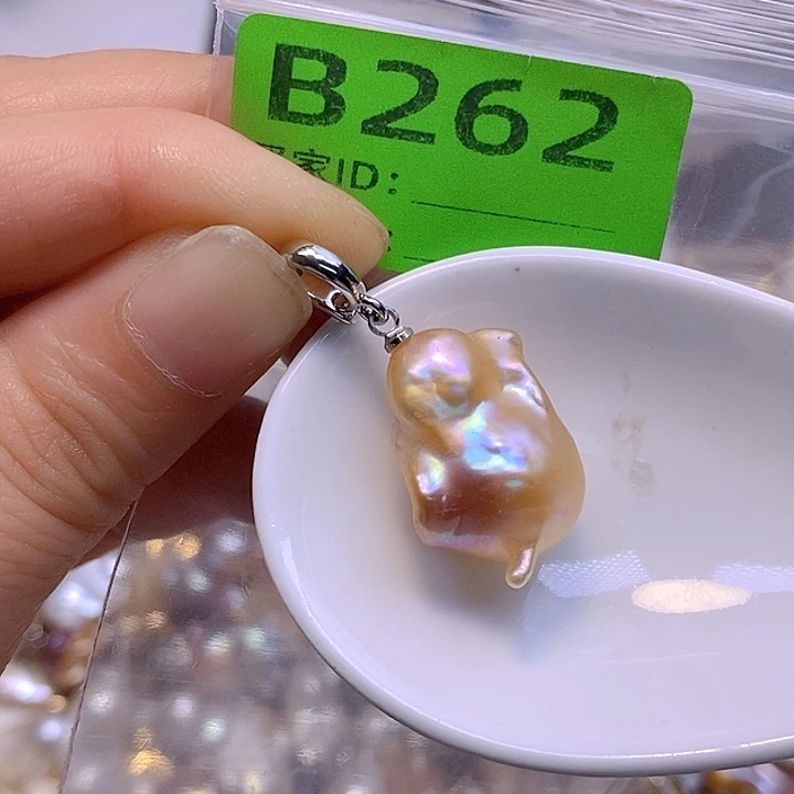 未镶嵌淡水珍珠吊坠