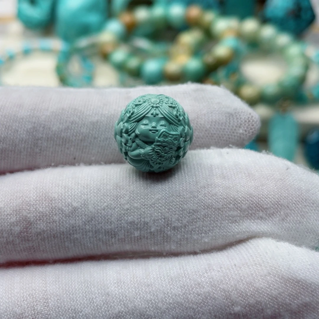 绿松石未镶嵌珠宝奇石