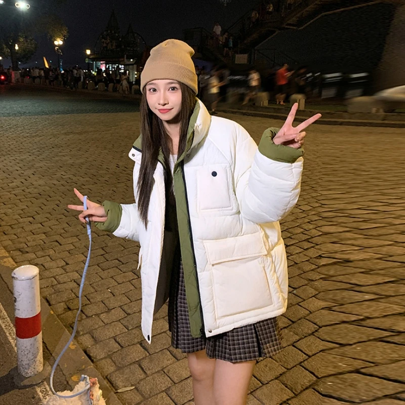 2025年冬季韩版新款撞色立领棉服女短款宽松加厚高级感小个子外套