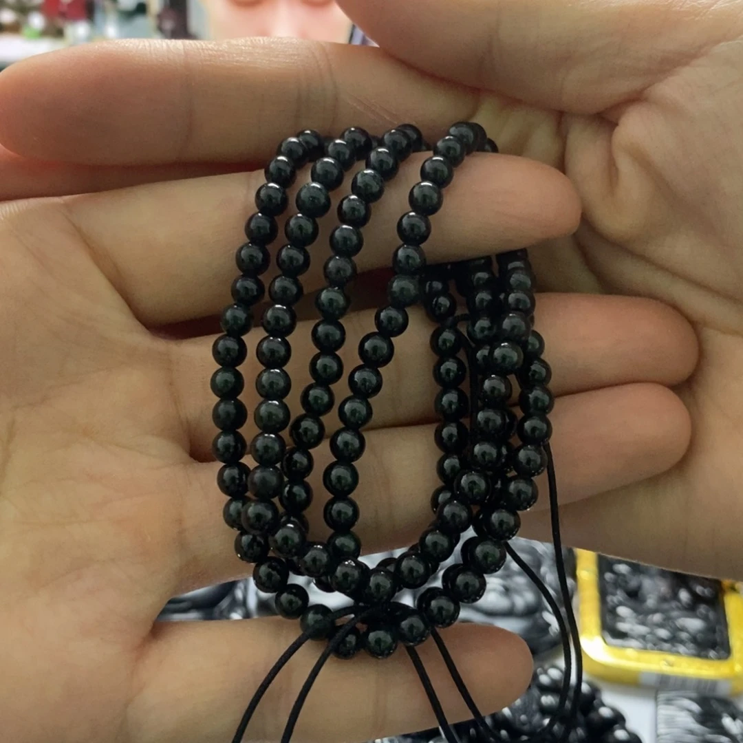 翡翠未镶嵌吊坠(不含链)卡4.5左右