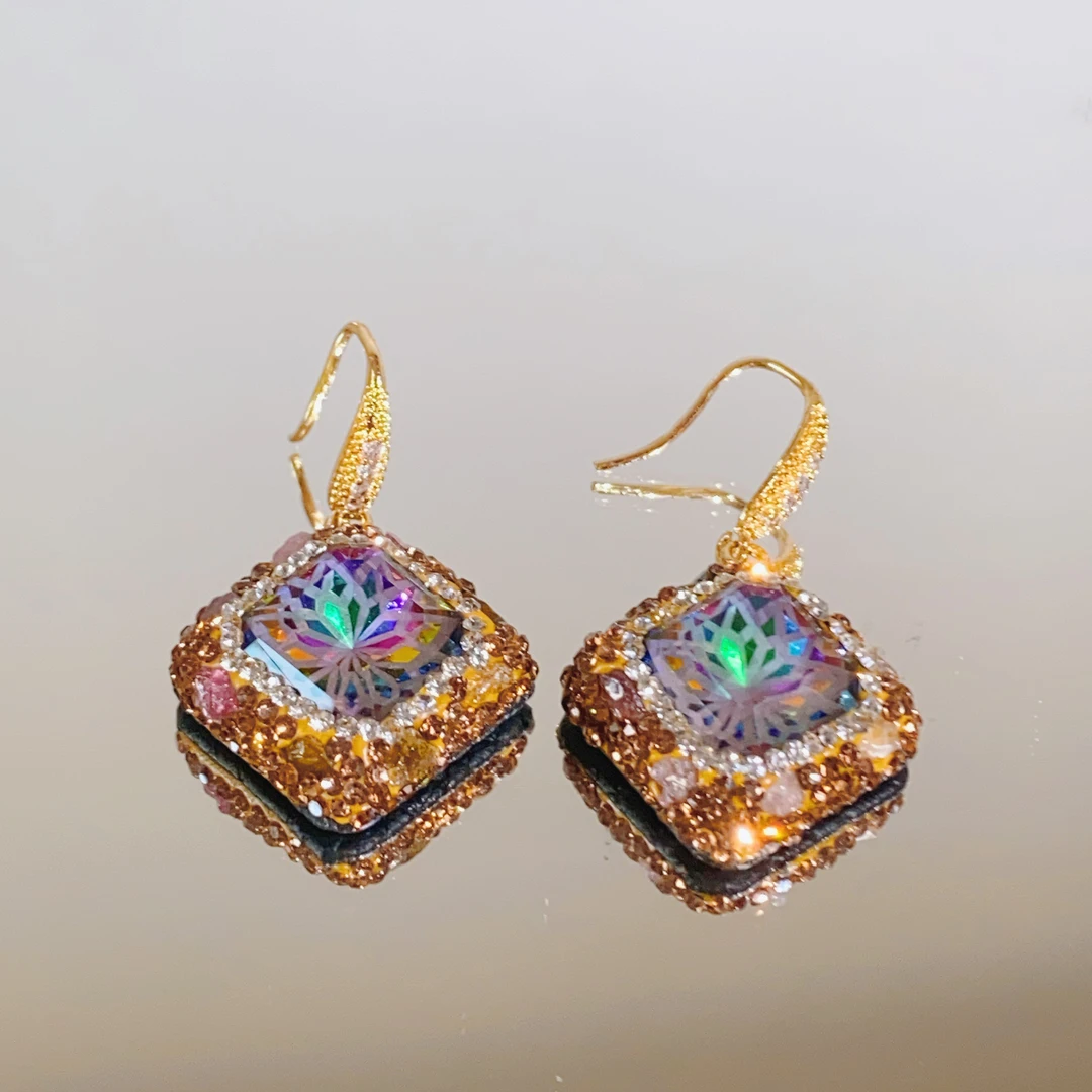 铜合金合成锆石耳饰 TTSD 菱形炫彩雪绒花时尚百搭耳饰 116