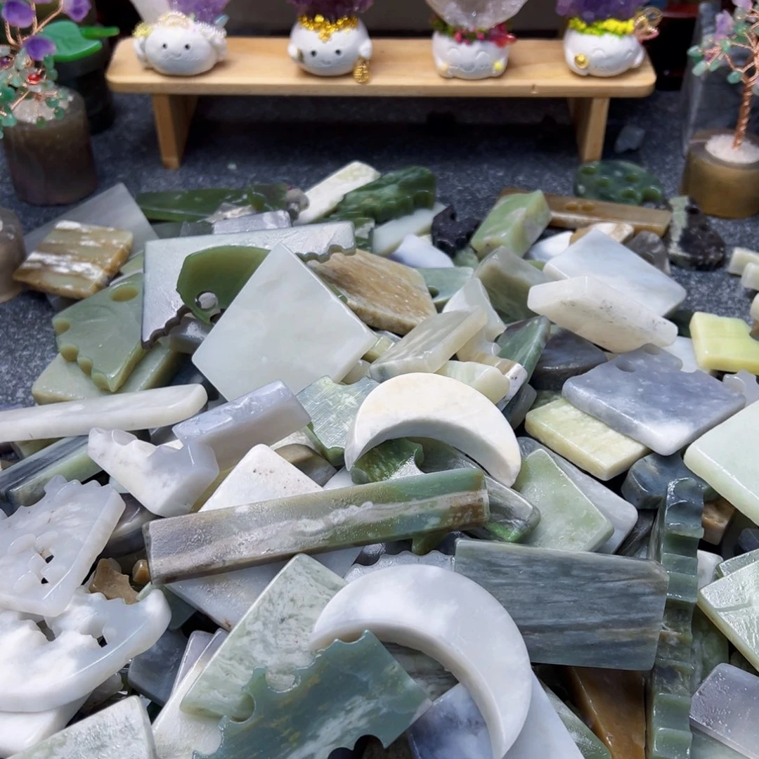 和田玉（糖玉）未镶嵌珠宝半成品