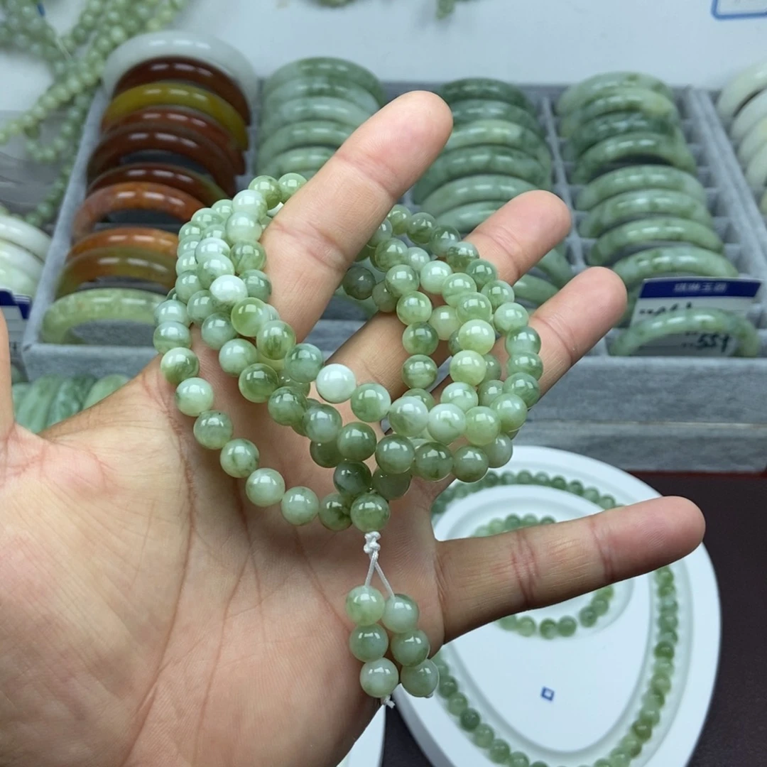 未镶嵌蛇纹石玉手链