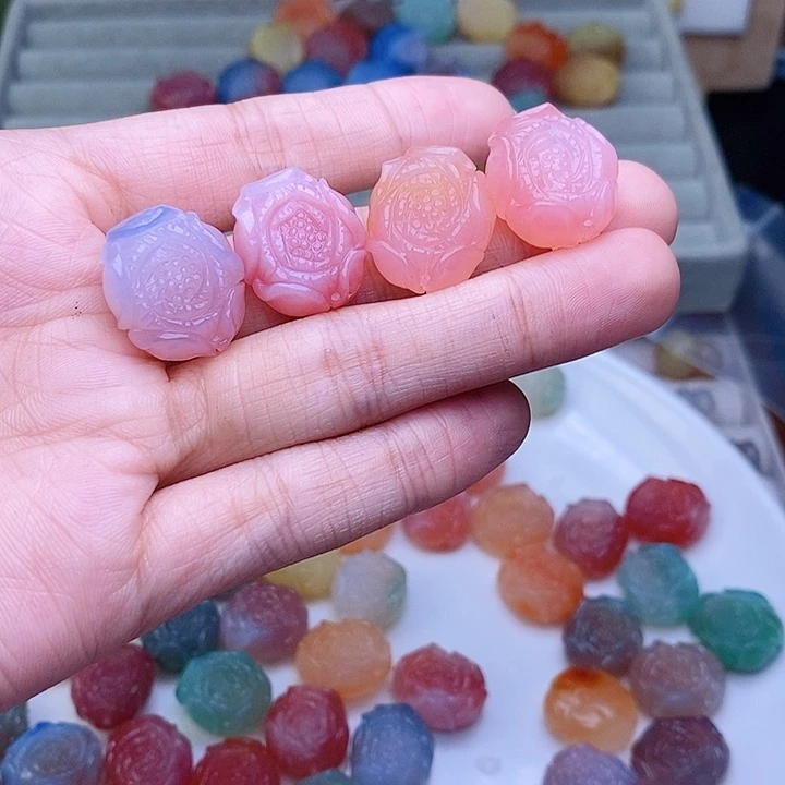 比***绵玛瑙/玉髓车挂合金