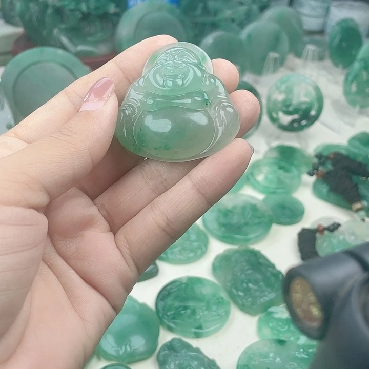 未镶嵌定制石英质玉（非洲翠）不***生