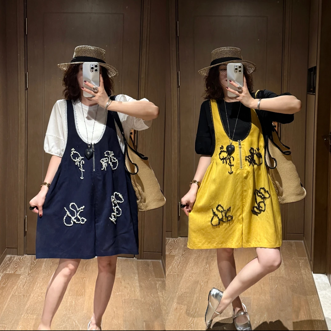 YDFSTUDIO小众【丹麦冰萃】欧货高品重工设计感T恤+钉珠背带裤套装