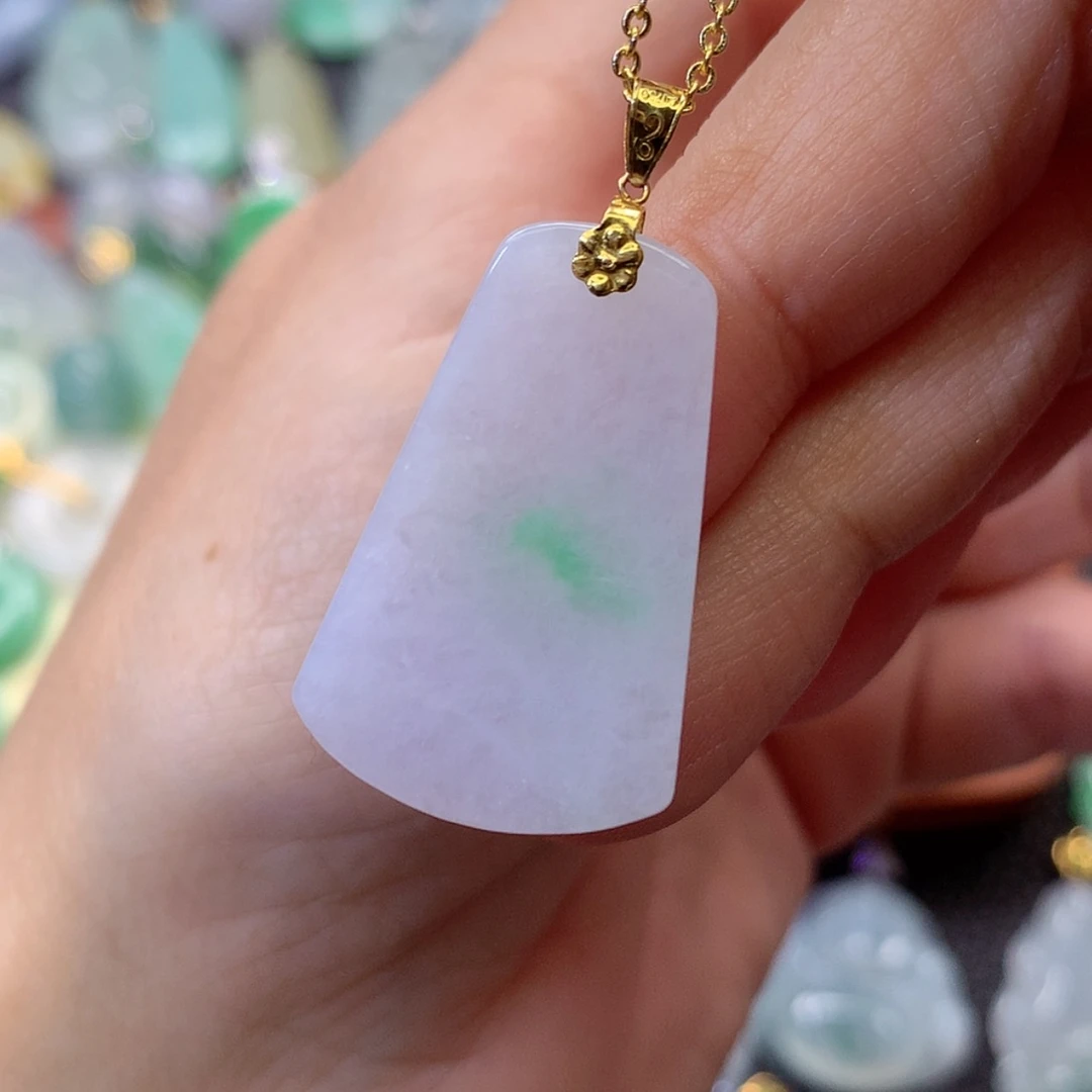 【闪购商品】吊坠(赠链)18K金镶嵌翡翠