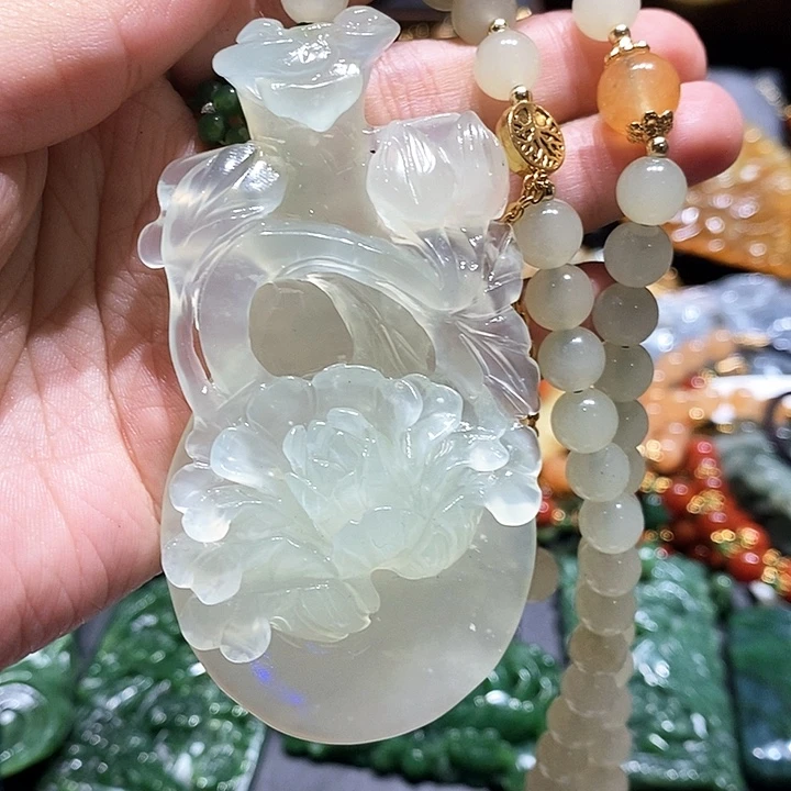 岫玉未镶嵌毛衣链