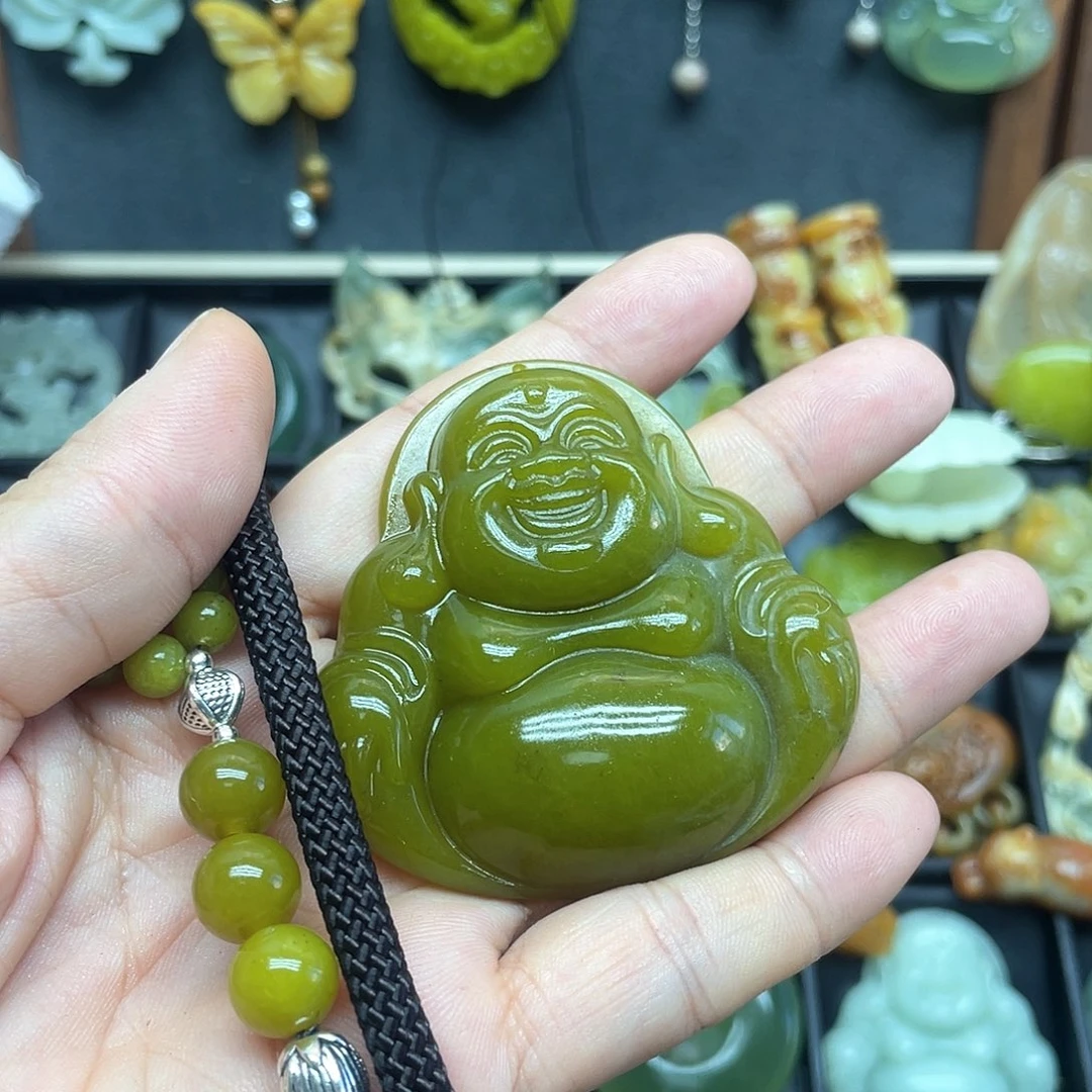 未镶嵌蛇纹石玉颈饰