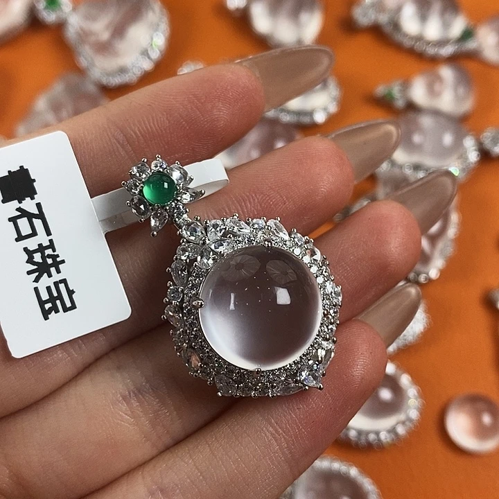 石英质玉银S925镀金镶嵌颈饰