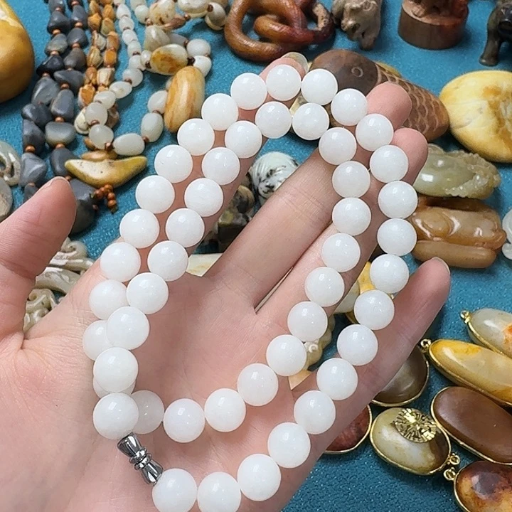 和田玉未镶嵌颈饰妈妈链