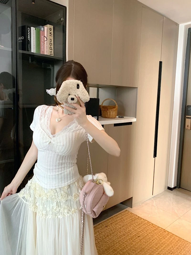 纯欲风甜辣妹蕾丝短袖T恤女夏季设计感小众短款百搭绝美修身上衣