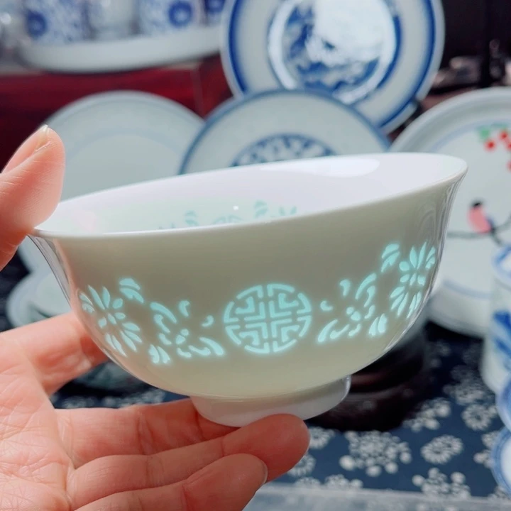 青花玲珑5寸小饭碗花雕