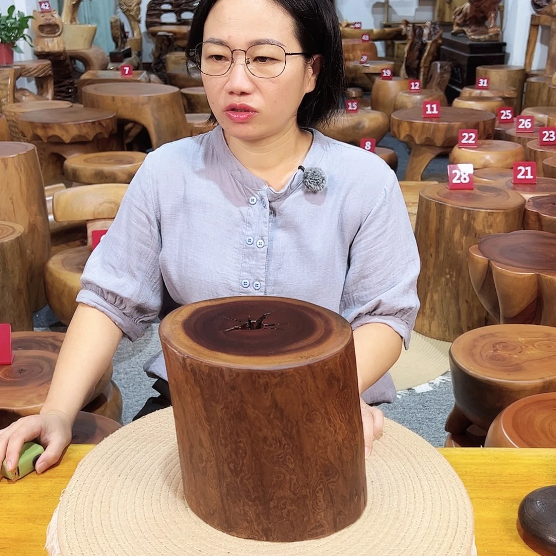 号香樟木尺寸：20-17-20cm