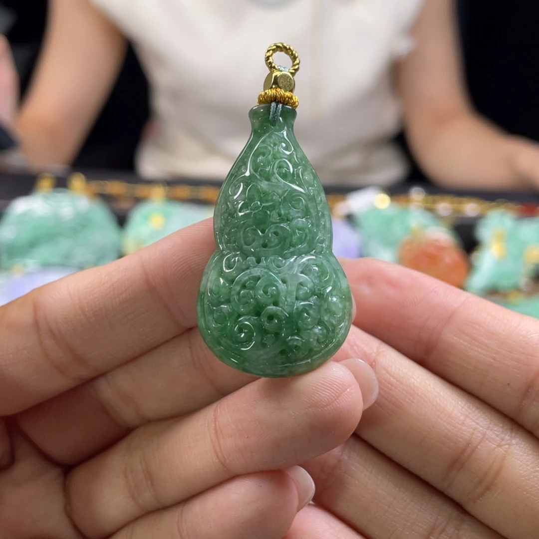 翡翠未镶嵌颈饰代编织