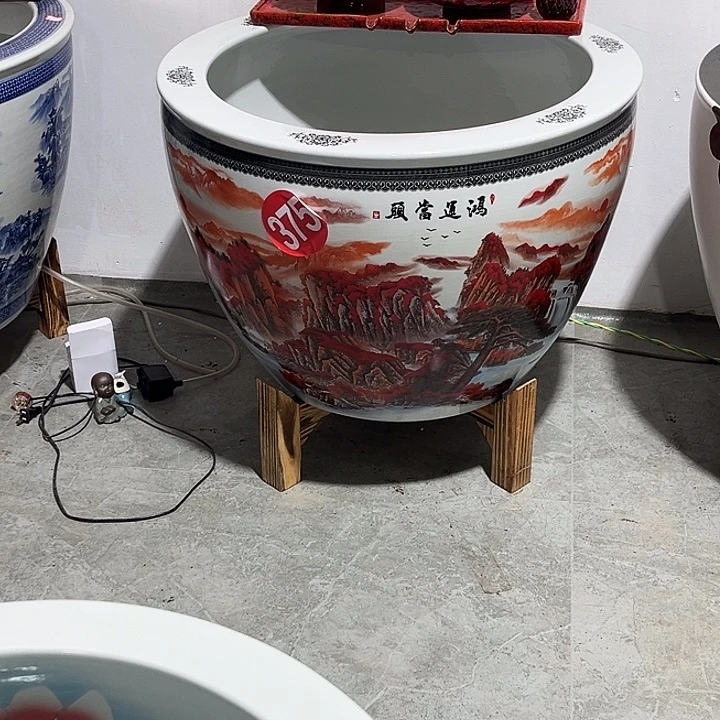 景德镇陶瓷鱼缸艺术