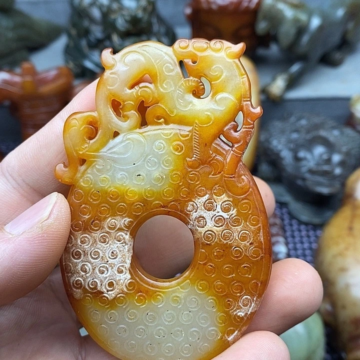 未镶嵌蛇纹石玉颈饰