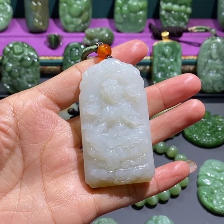 未镶嵌和田玉挂件