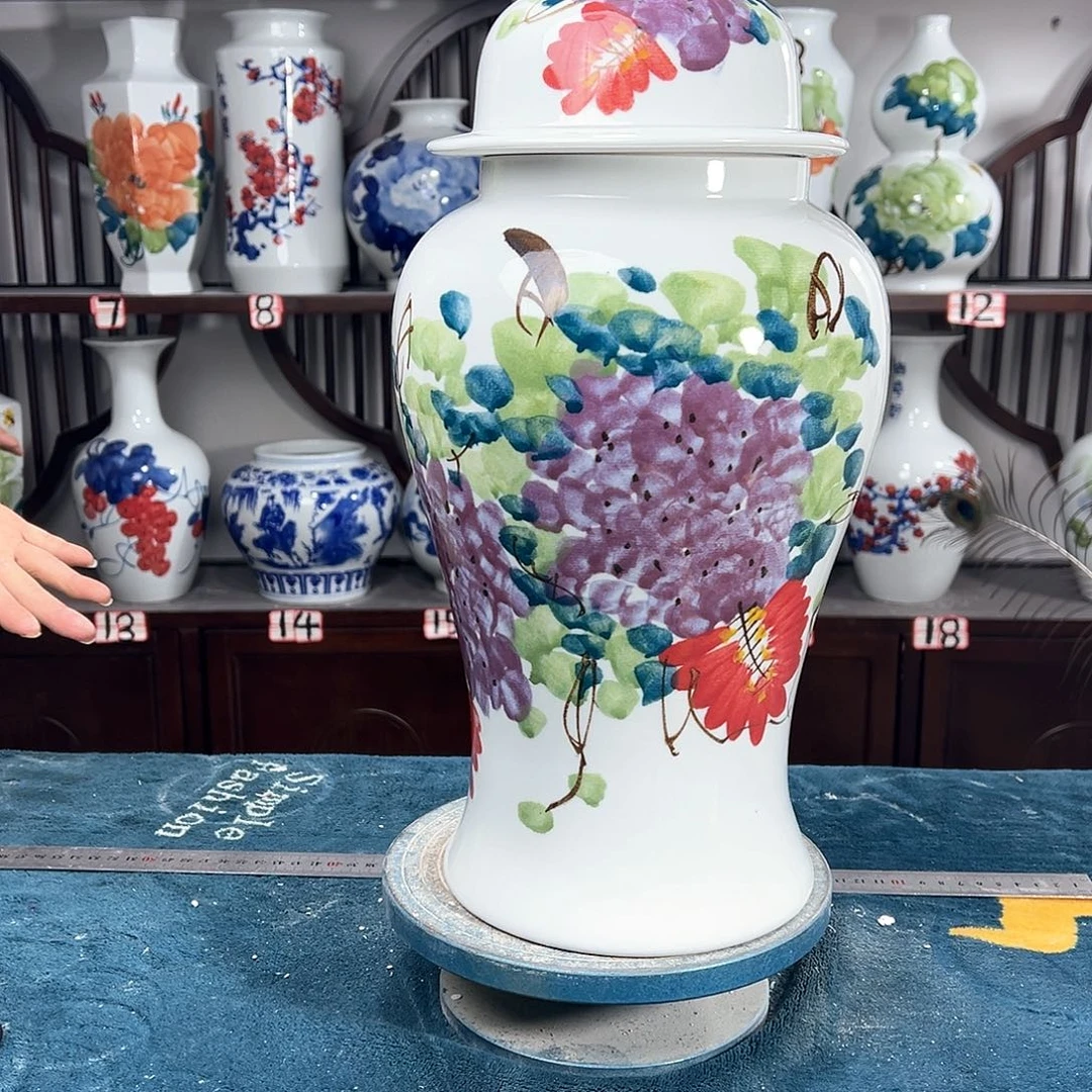 摆件景德镇陶瓷将紫