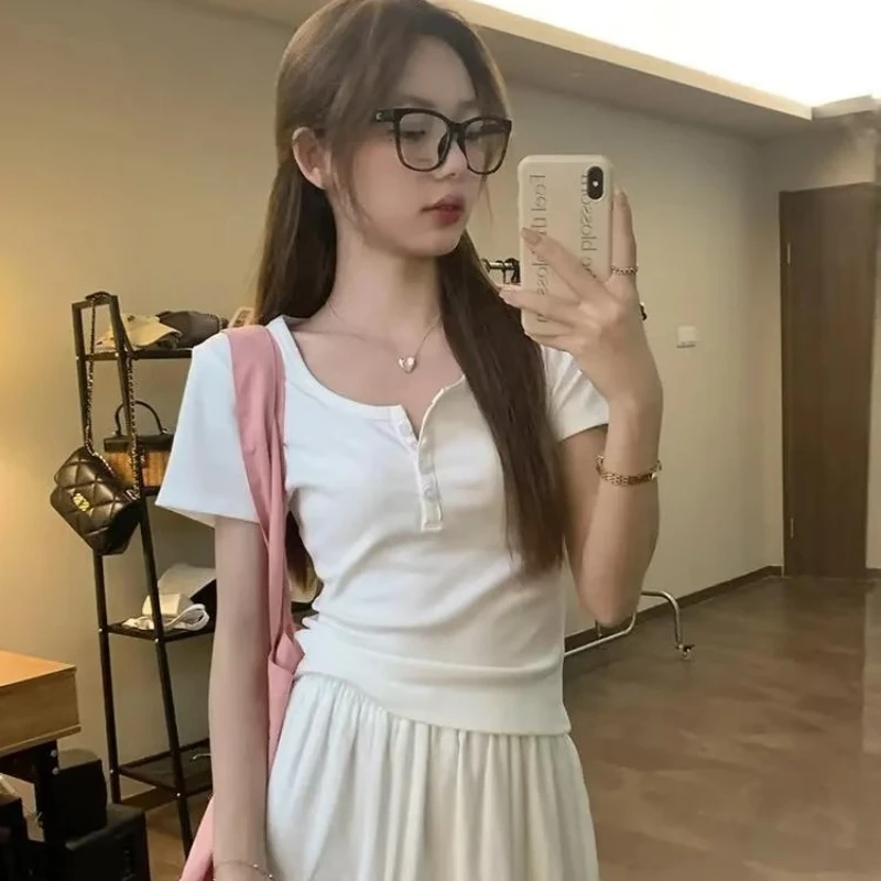 美式复古短袖T恤女夏季2024新款设计感修身显瘦辣妹正肩短款上衣