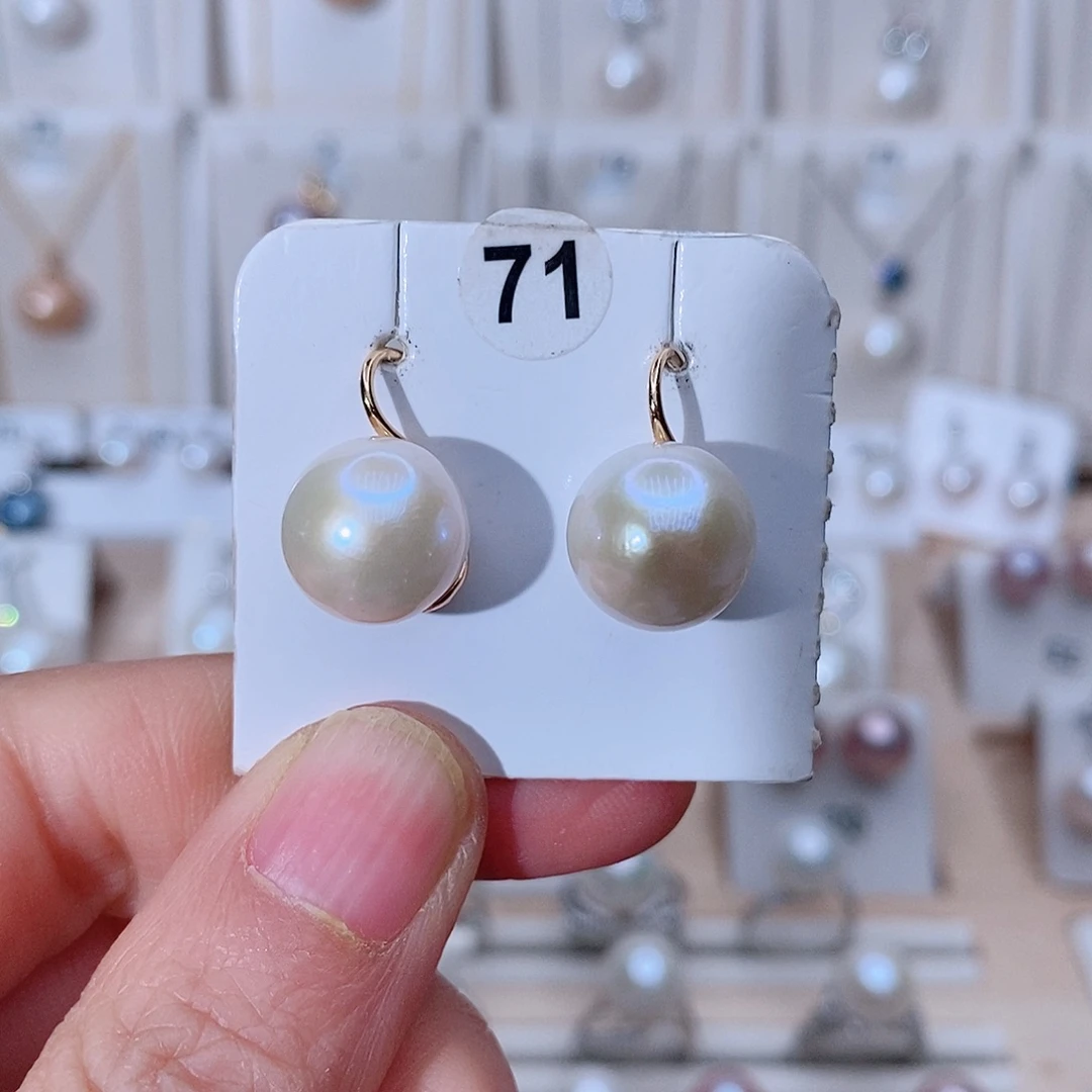 颈饰银S925镶嵌淡水珍珠