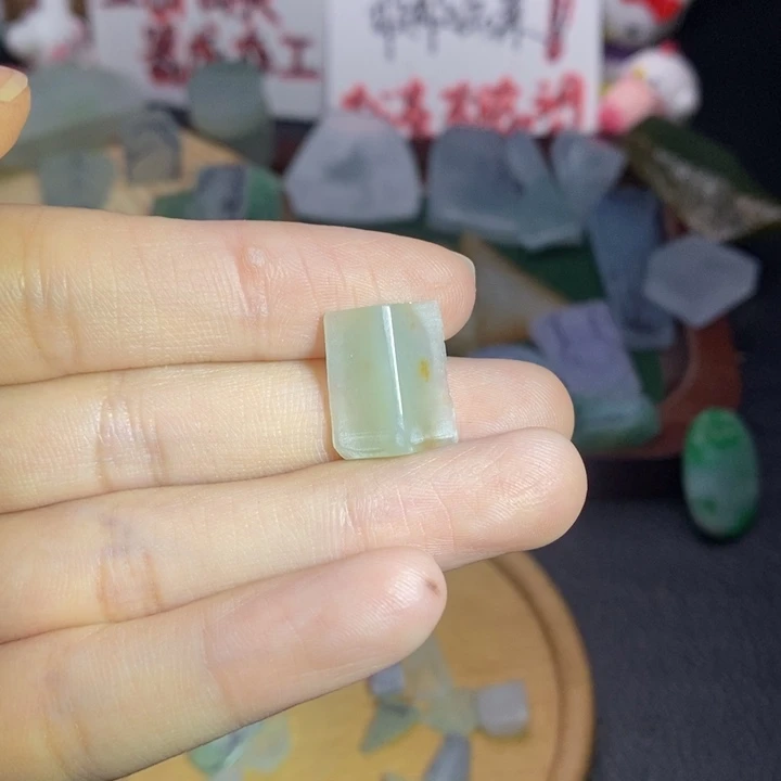 未镶嵌定制翡翠翡翠