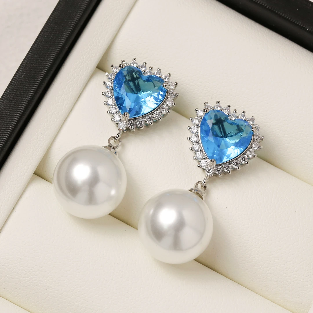 铜合金仿珍珠耳饰 14mm白色蓝爱心精致优雅风在吹耳环 G1-088